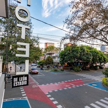Hotel De Leon Estadio เมเดยิน ภายนอก รูปภาพ